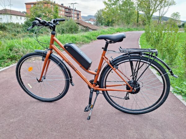 Bicicleta urbana eléctrica - 2cyBAT OCRE
